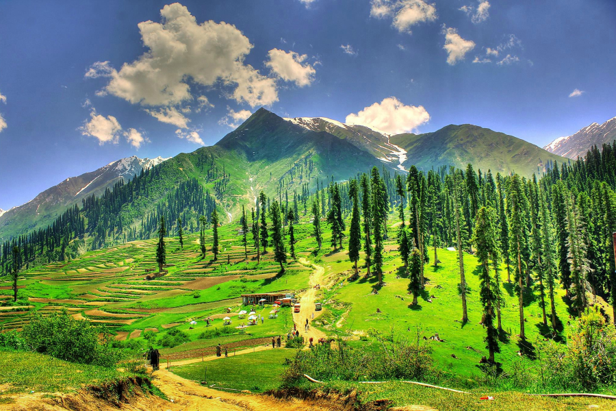 best time to travel naran