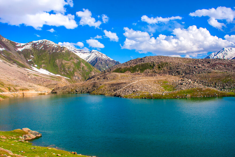 lulusar lake